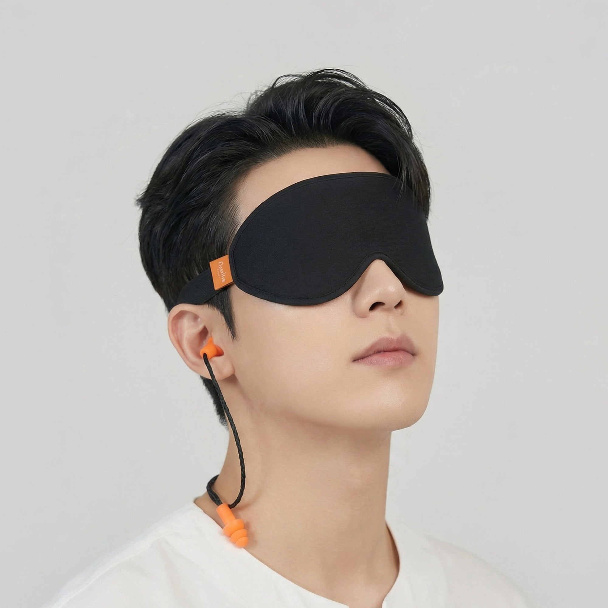 zzZ 靜眠 3D眼罩耳塞組